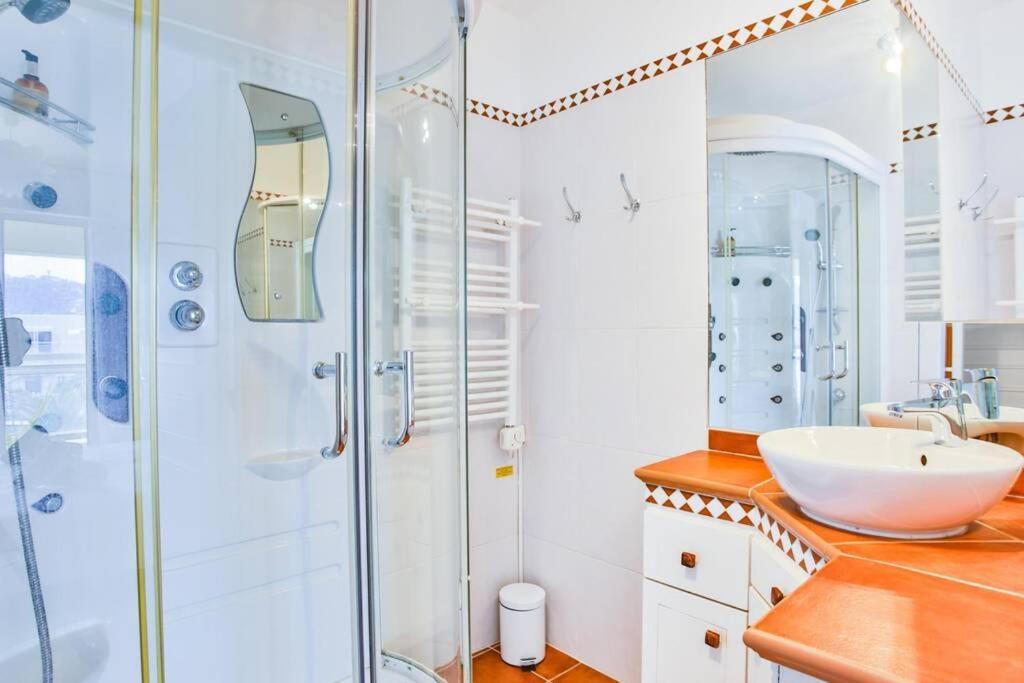 Bright One Bdrm Apartment A/C-Swimming Pool/Congress By Olidesi Cannes Kültér fotó